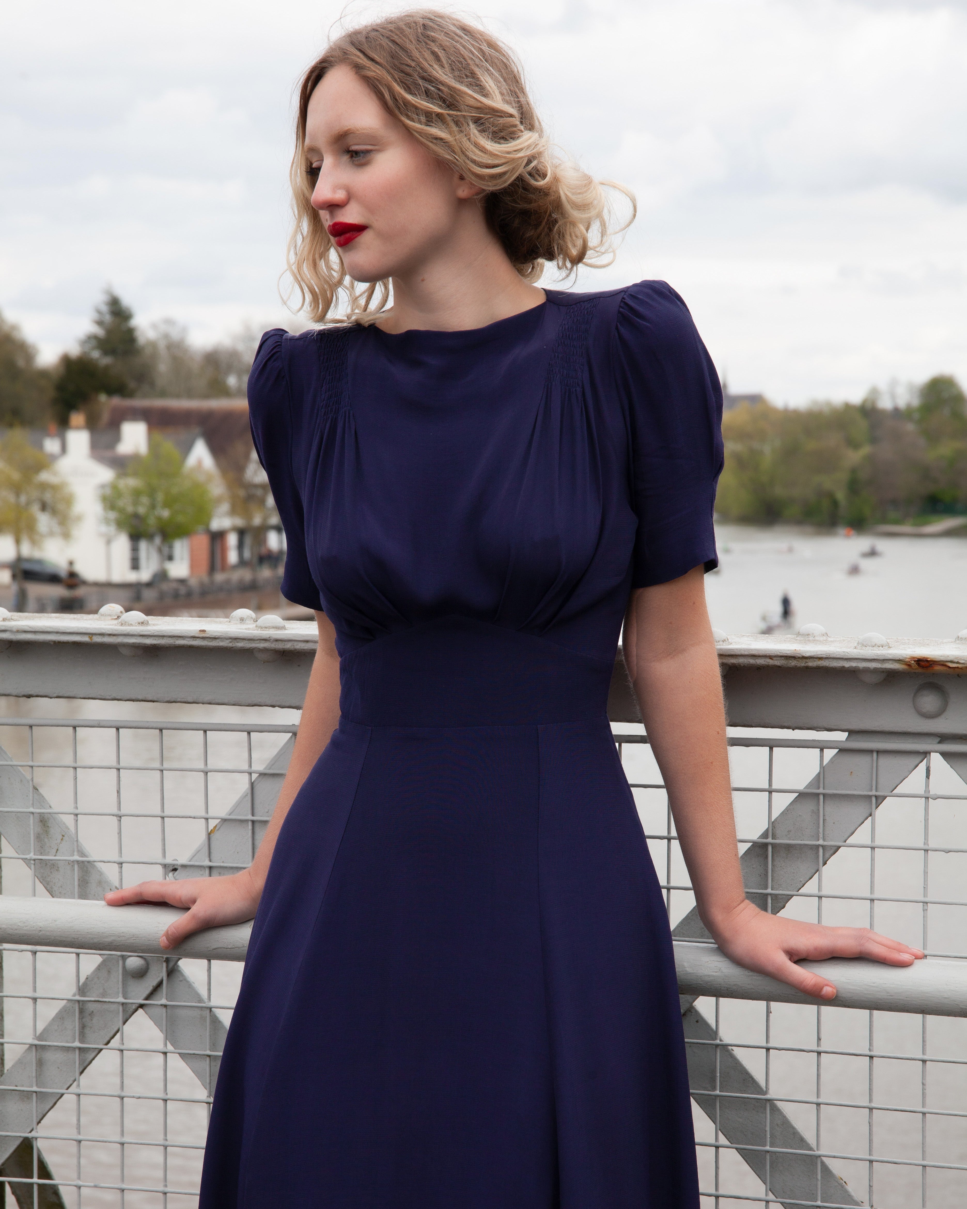 1940s 'Girl Friday' Dress - Navy
