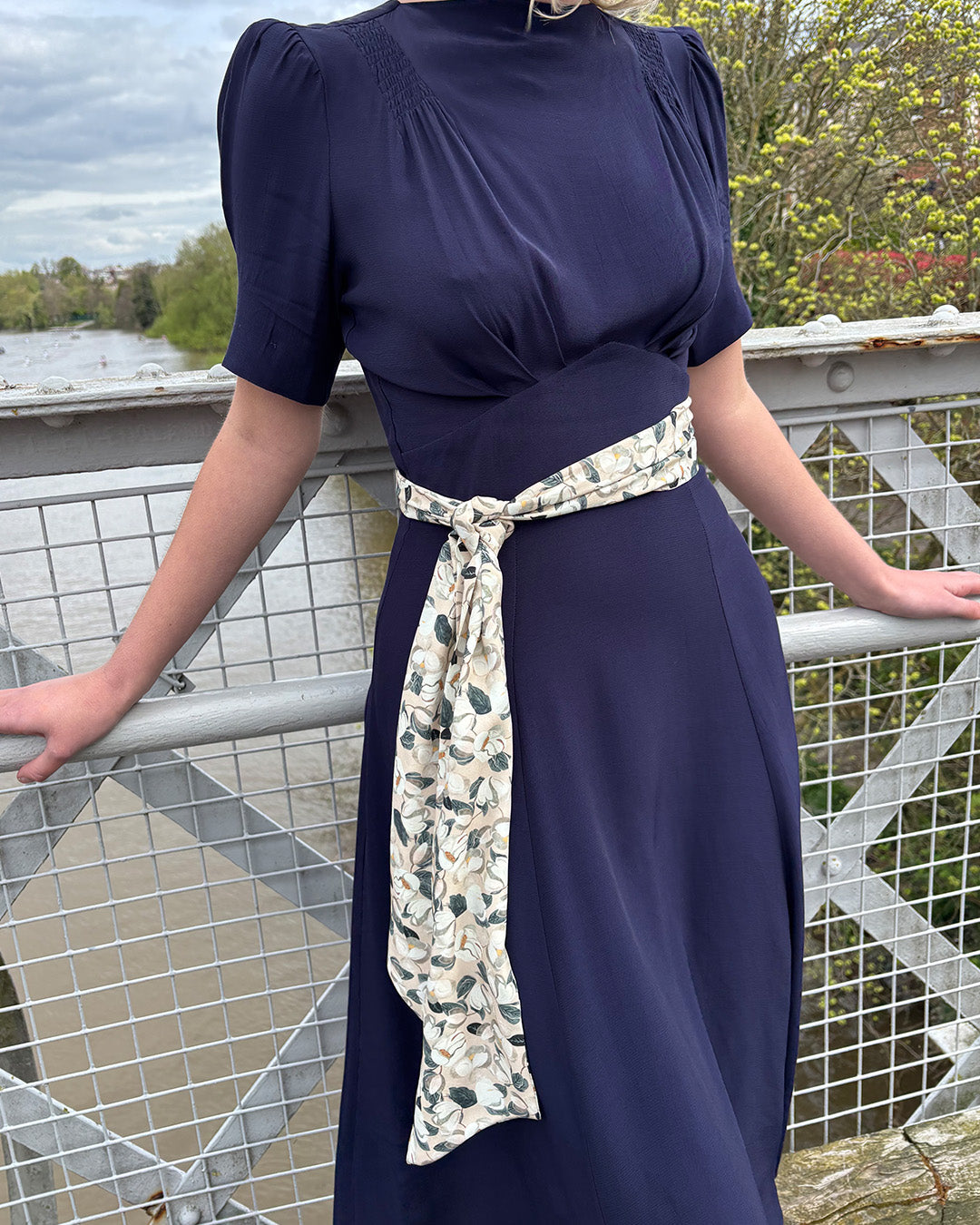 1940s 'Girl Friday' Dress - Navy