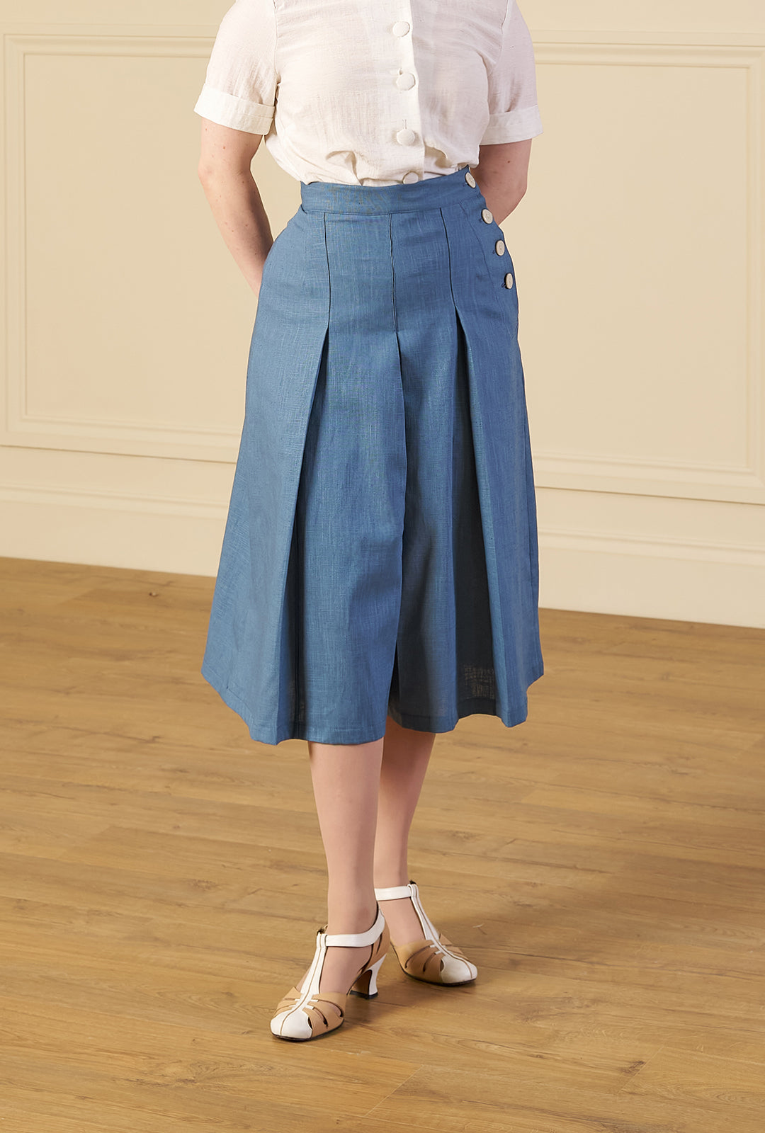 1930s Culottes - Natural Fibre Aqua - model shot