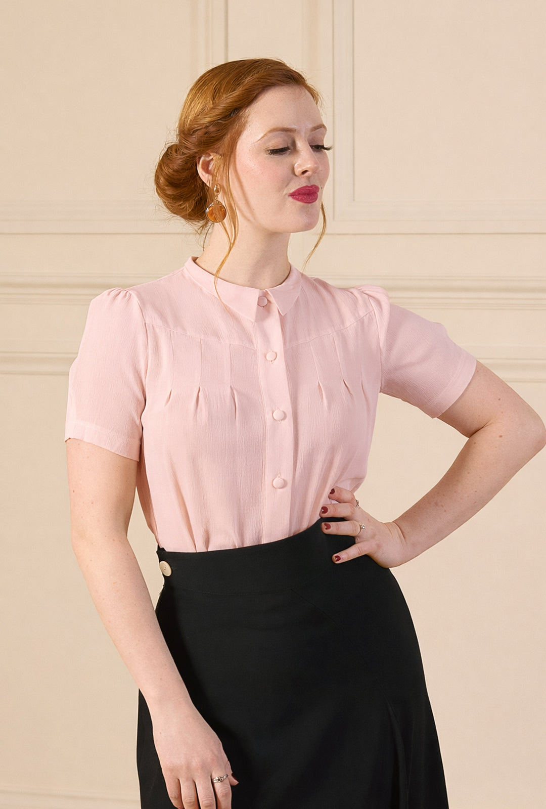 1930s Bonnie Blouse - Blush - model shot