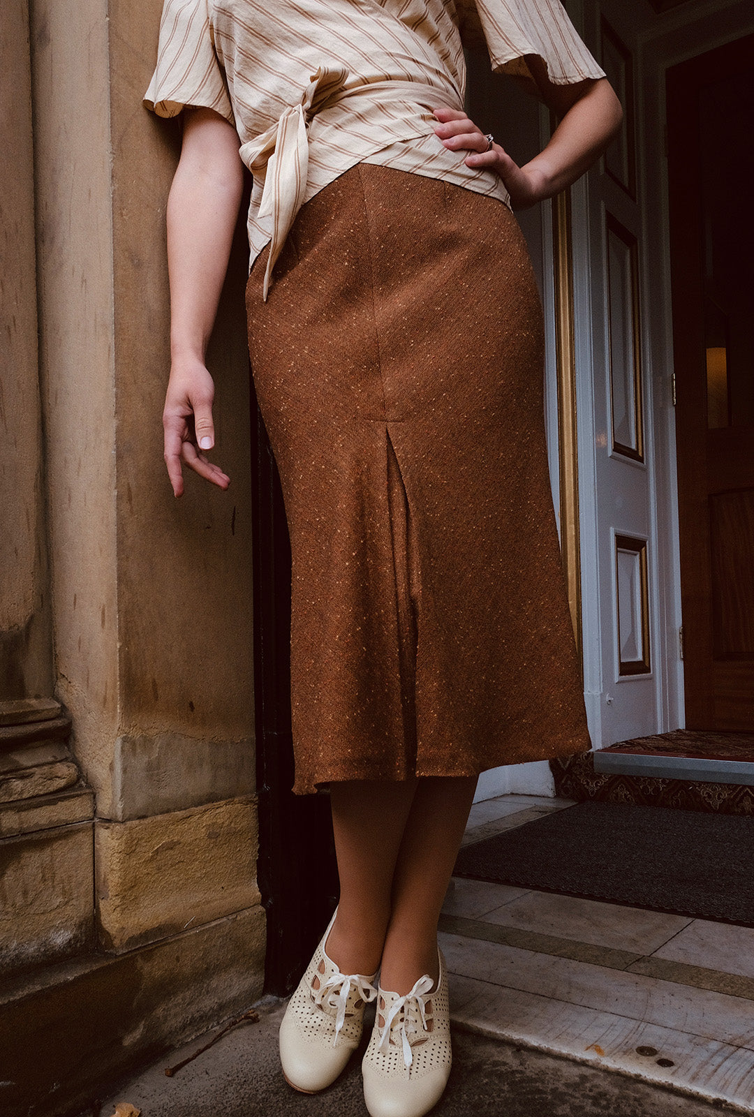 1930s Front Pleat Skirt in Amber Wool Silk