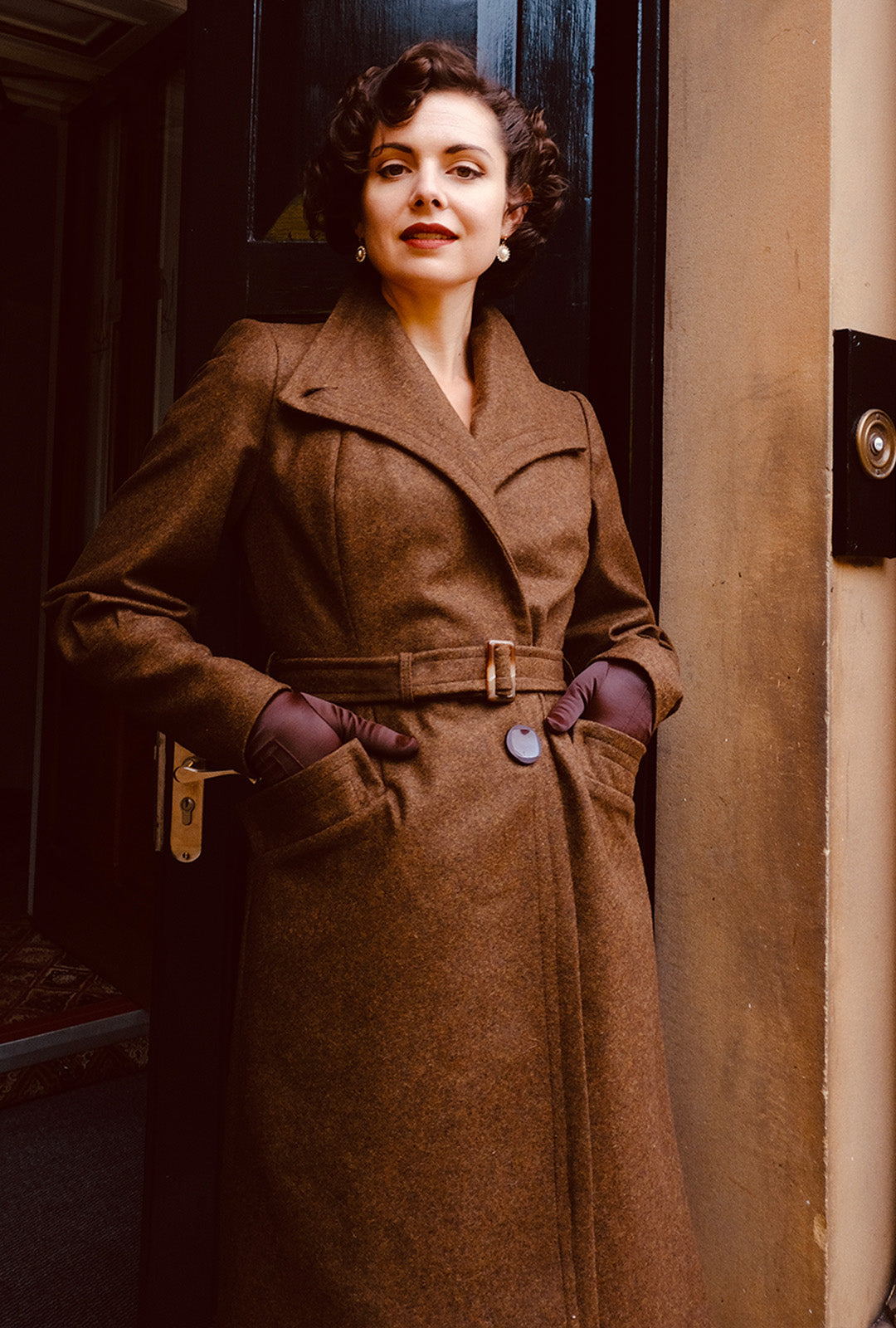 1930s Premium Wrap Coat in Mosswood