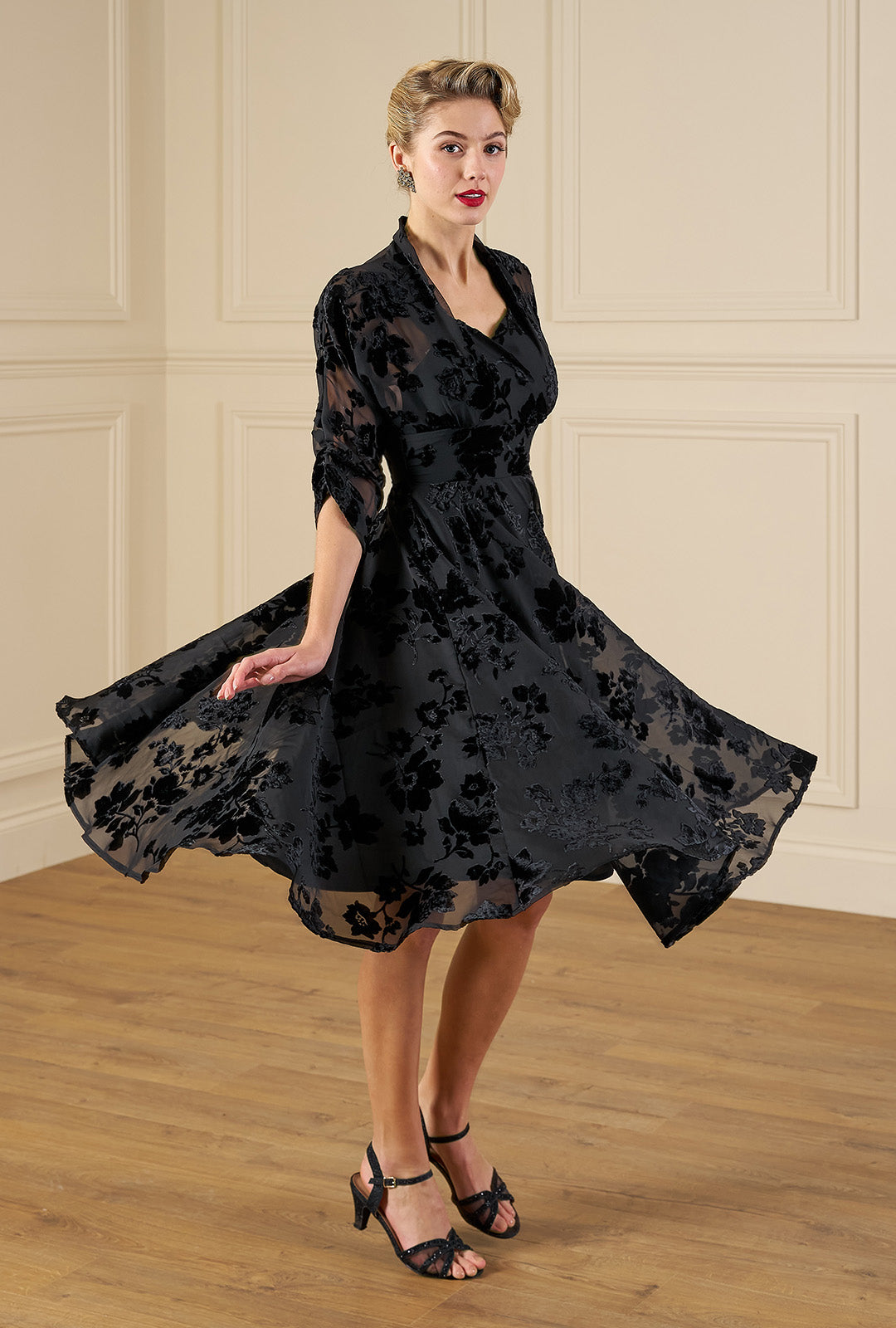 1950s Grace Dress in Black Rose Devore