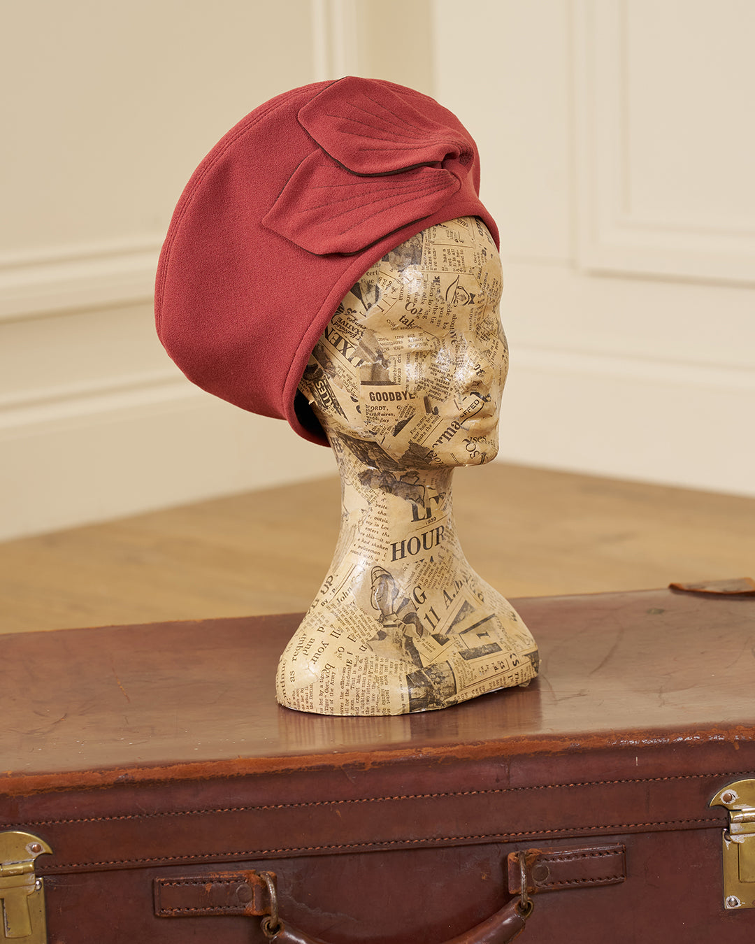 1940s Leaf Halo Beret - Rosewood