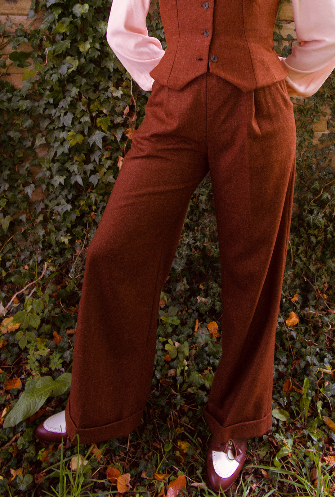 1940s Hepburn Pleated Trousers in Maple Wool