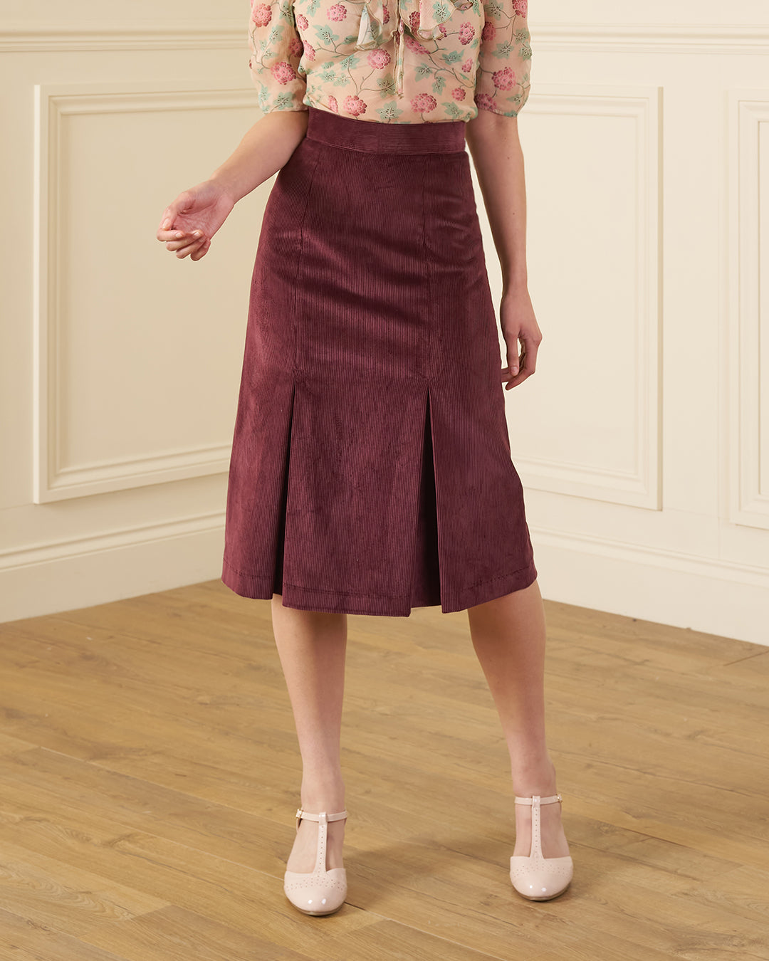 1940s Prim Pleated Skirt - Maroon Corduroy