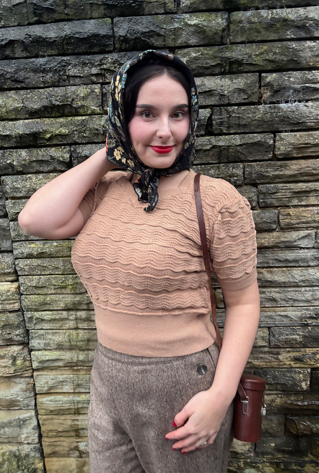 1940s Sweetheart Sweater - Sesame