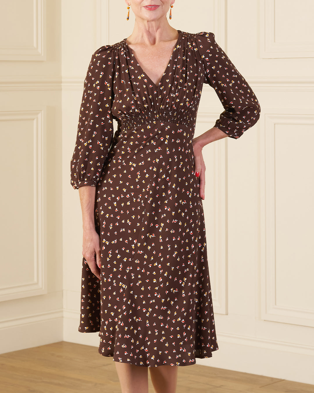 1940s Vera Tea Dress - Earth Pearl