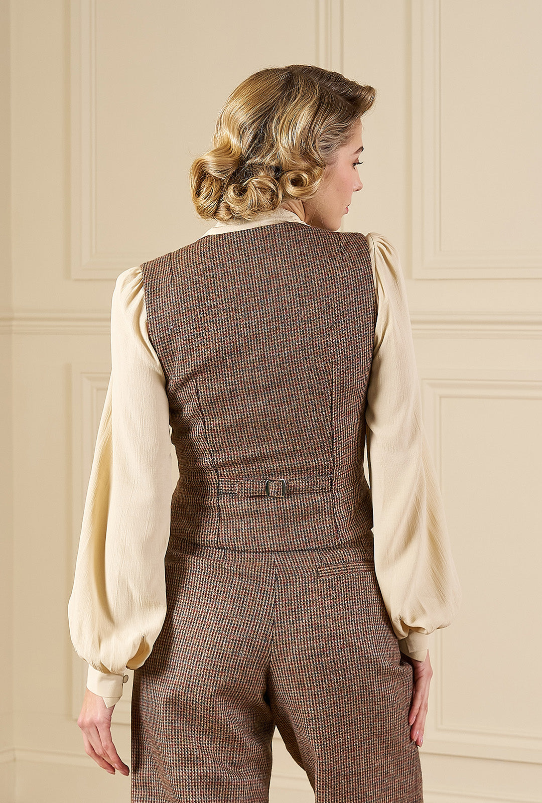 Margot Fitted Waistcoat in Walnut Check Wool