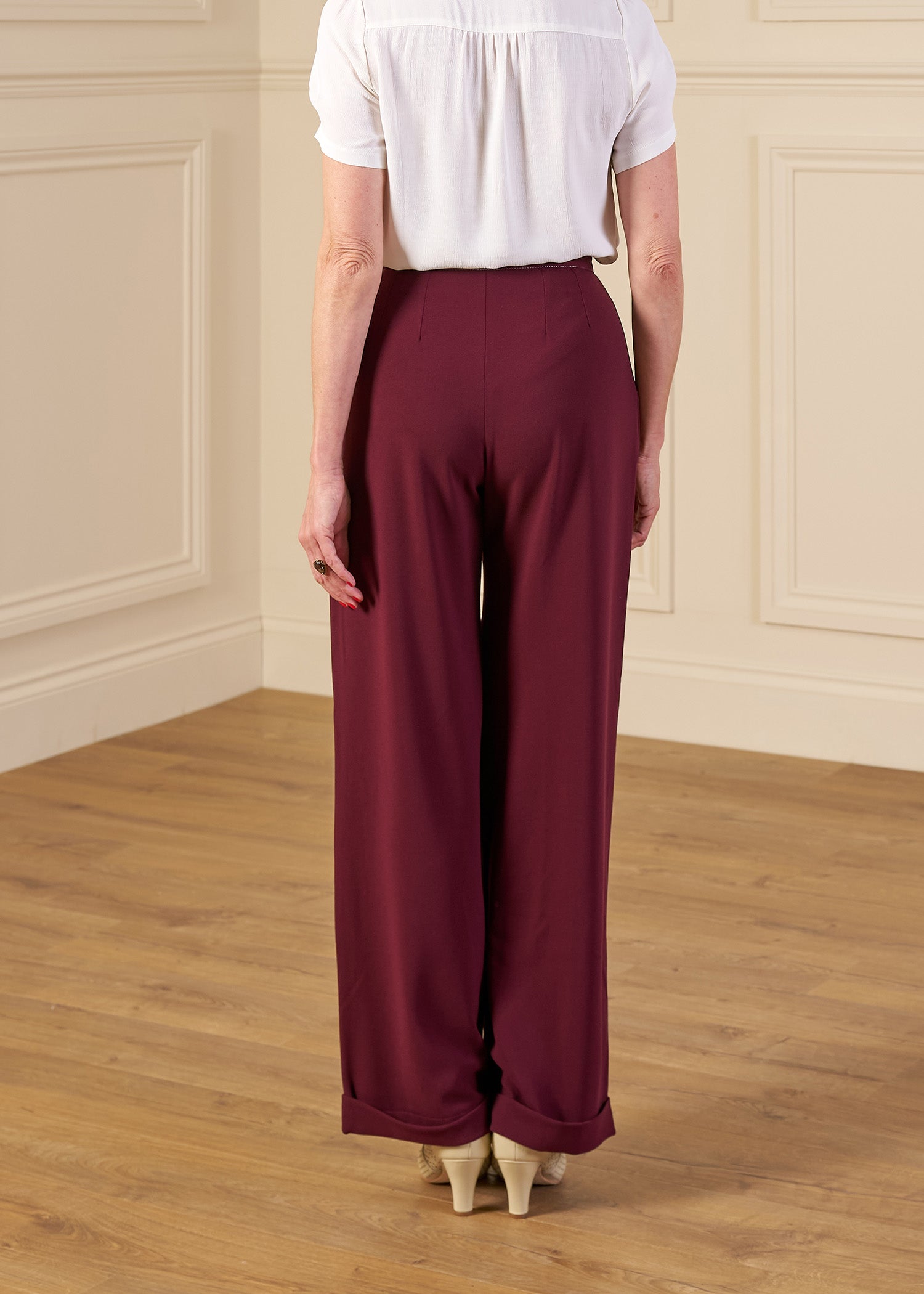 1940s Hepburn Pleated Trousers - Aubergine