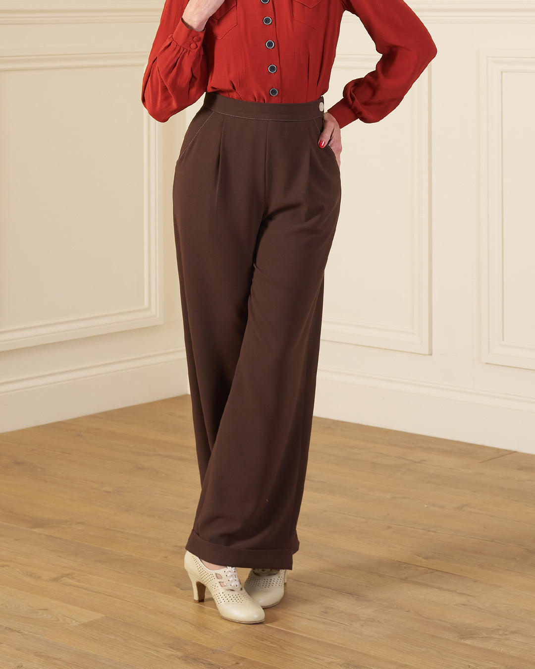 1940s Hepburn Pleated Trousers - Brown