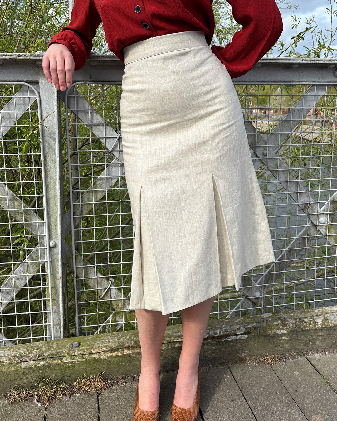 1940s Prim Pleated Skirt Ecru – House of Foxy