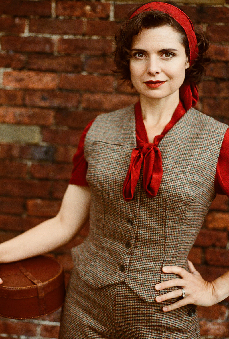 Margot Fitted Waistcoat in Walnut Check Wool