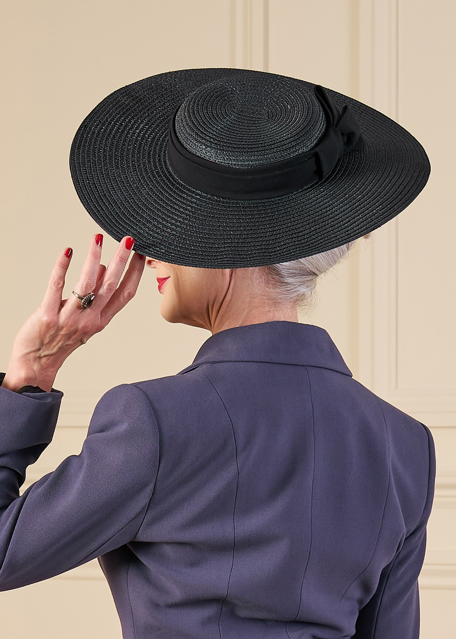 Vintage Tilt Hat - Black